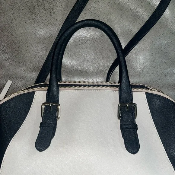 Kate Spade Bag - Picture 4 of 7